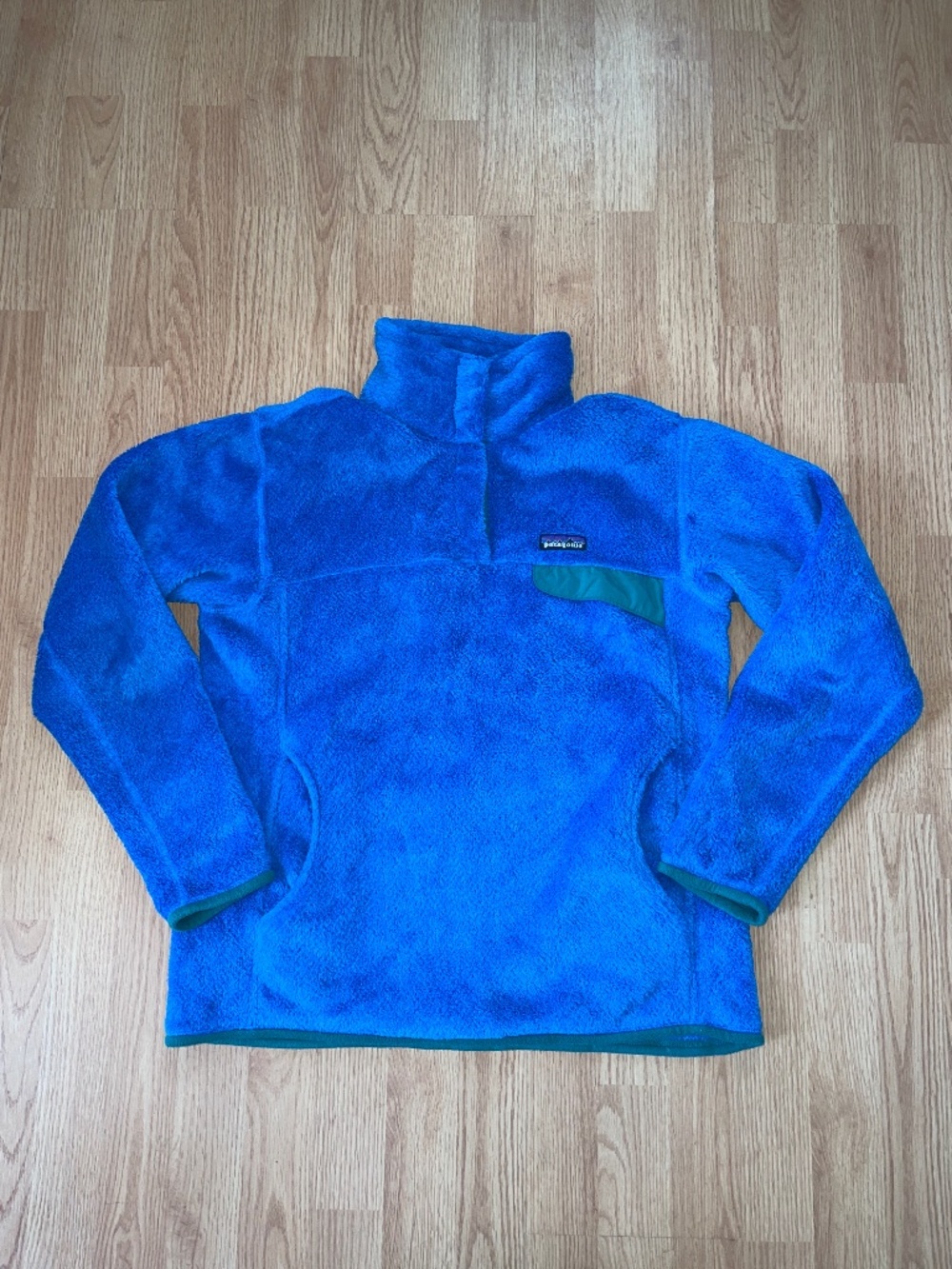 Patagonia Women’s Blue w/ Green Snap T Button Fleece Pullover Size Large
